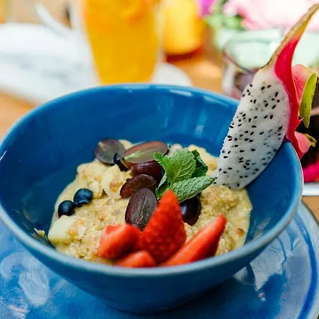 Feels Club Отель 3*