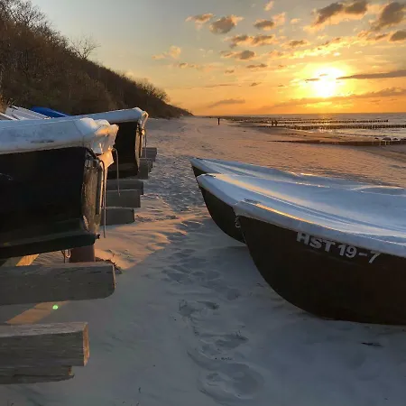 Feels Club Отель 3*